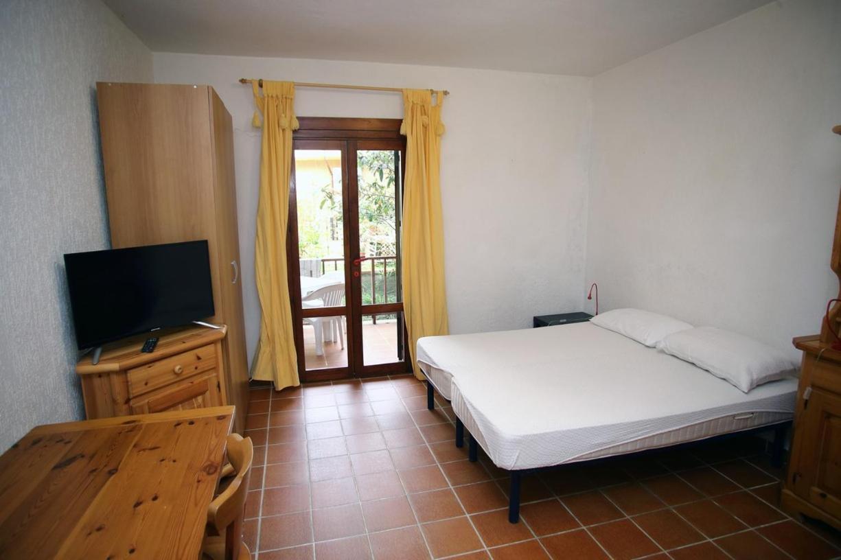 Dimore Dell'Isola Rossa Exterior photo