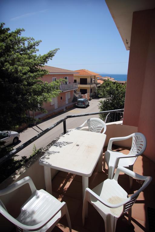 Dimore Dell'Isola Rossa Exterior photo